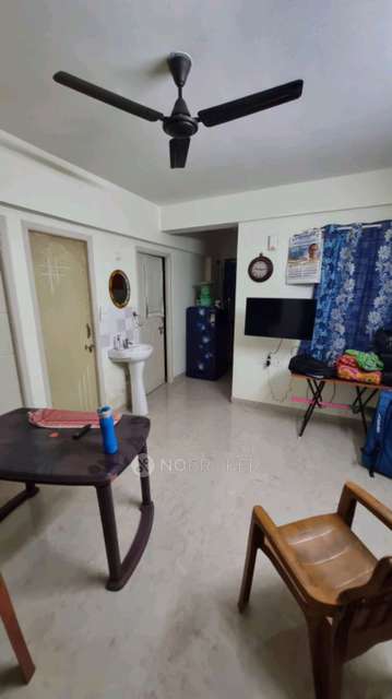 Single Room for Male In 2 BHK  In Aswani Aaeesha In Electronic City
