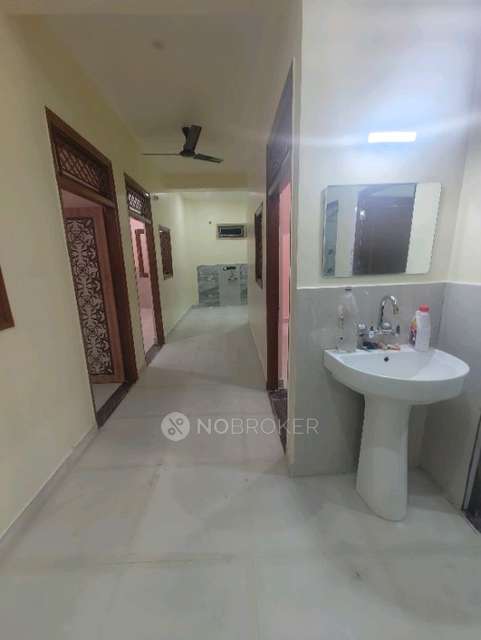 PG for Girls in  Indirapuram,