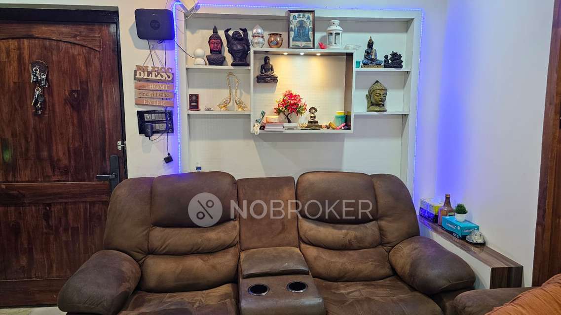 Single Room for Male In 3 BHK  In Aditya Imperial Heights, Hafeezpet In Hafeezpet