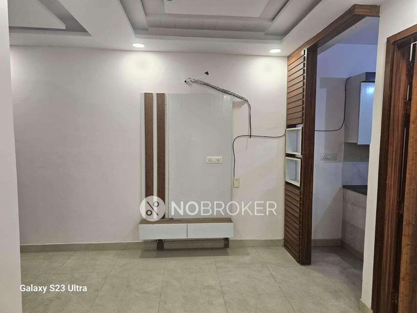 2 BHK Flat In Are Uttam Nagar Floors, Delhi For Sale  In Delhi