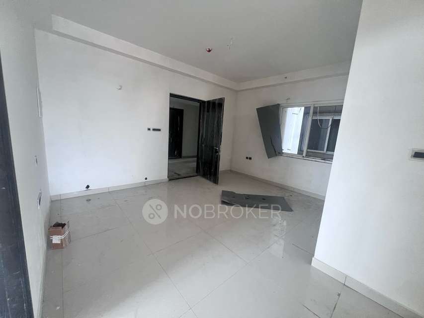 3 BHK Flat In Candeur Crescent For Sale  In Lingampally