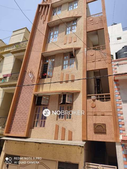 Shop in Chickpet, Bangalore for sale 