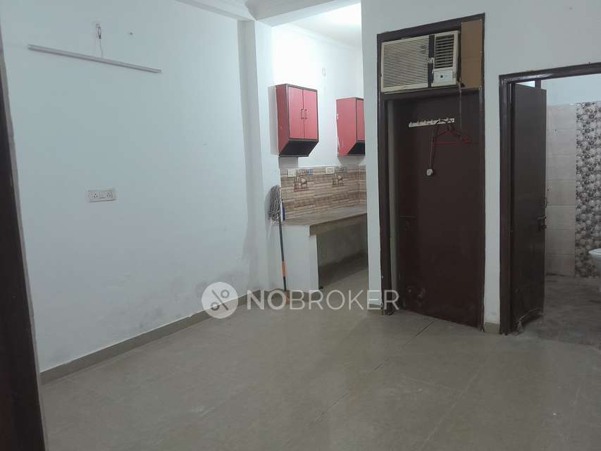 1 BHK House for Rent  In S Block