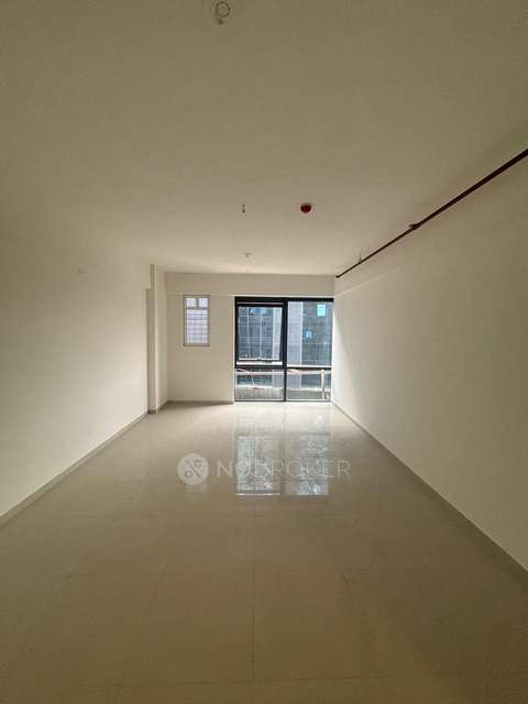 Office Space in Gera Imperium Gateway, Pune for Rent 