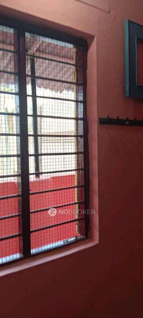 1 RK House for Rent  In Shri B S Mootha Girls Senior Secondary School