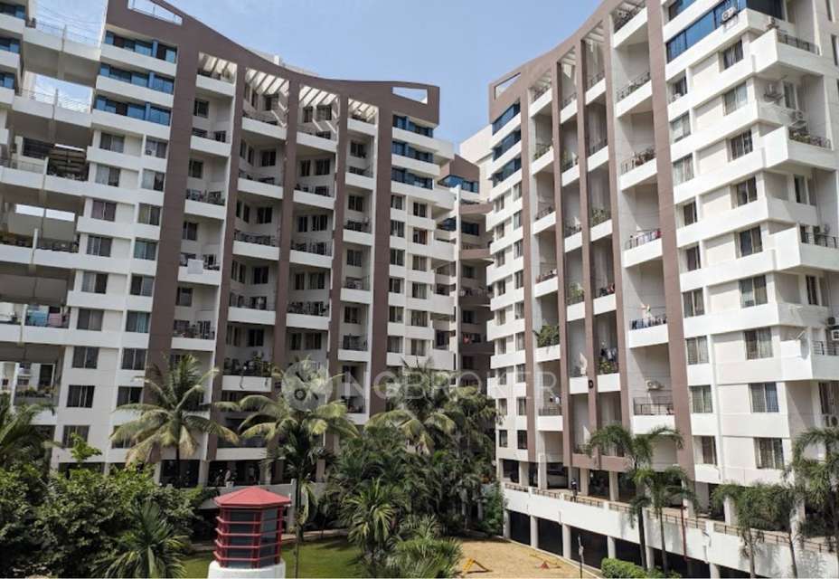 Single Room for Female In 3 BHK  In The Island In Wakad