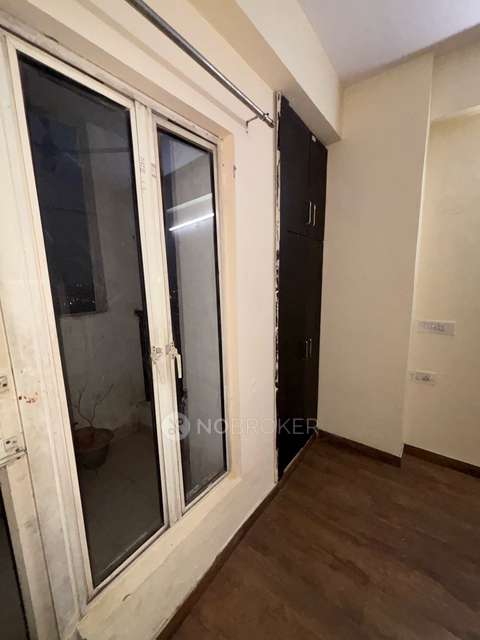 2 BHK Flat In Ssc Saphire Phase 2 For Sale  In Ssc Sapphire Park