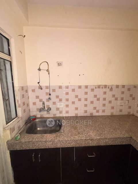 2 BHK Flat In Ssc Saphire Phase 2 For Sale  In Ssc Sapphire Park