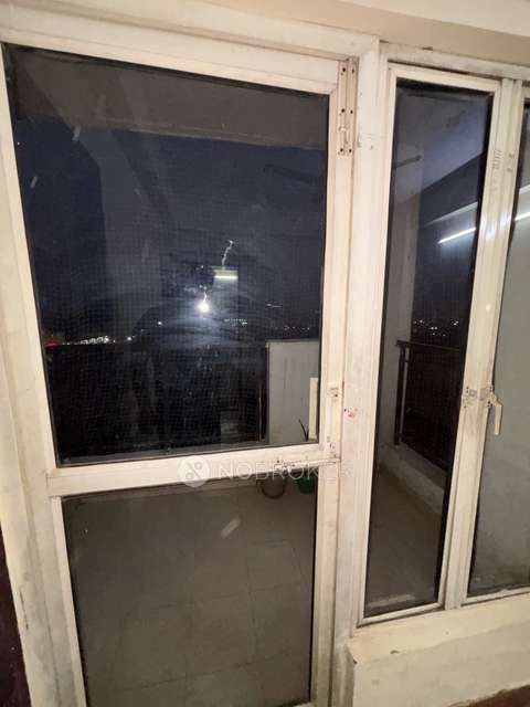 2 BHK Flat In Ssc Saphire Phase 2 For Sale  In Ssc Sapphire Park