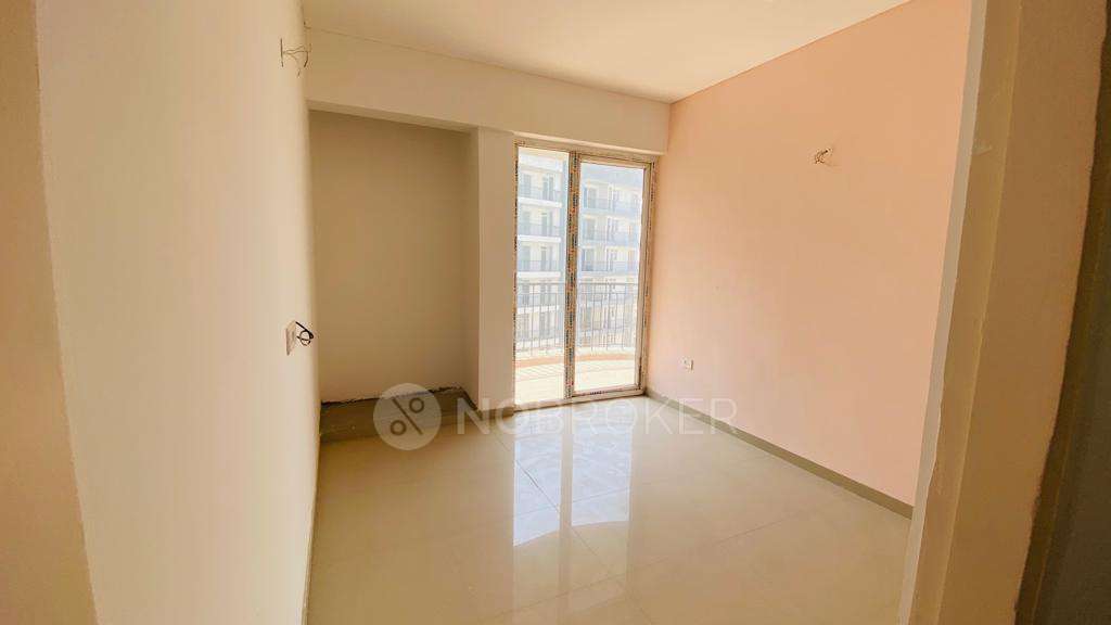 2 BHK Flat In Royal Hometown Beetle Lap For Sale  In Sector-93