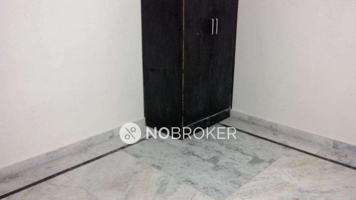 2 BHK Flat In Standalone Building  For Sale  In Uttam Nagar