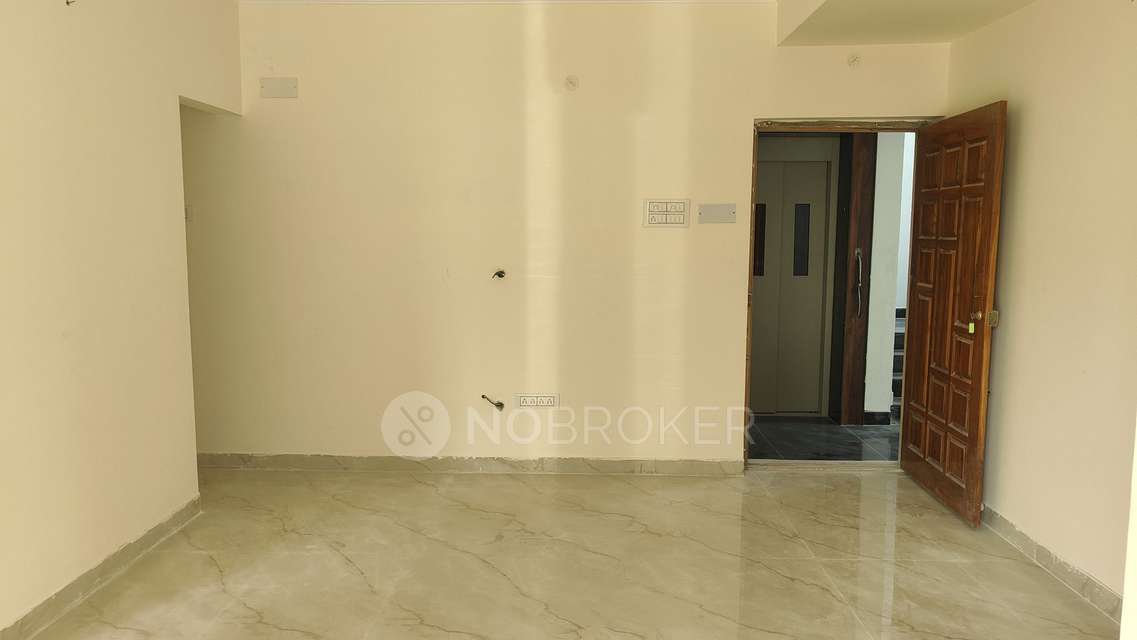 2 BHK Flat In Sai Aiswaryam  For Sale  In Thiruvanmiyur