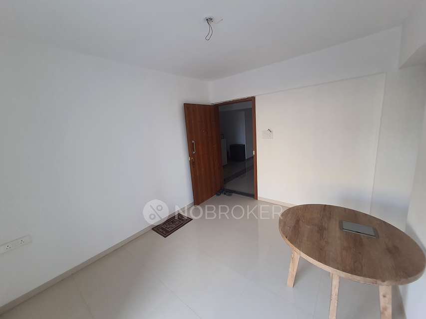 2 BHK Flat In Reliable Taksh Regency for Rent  In Wagholi