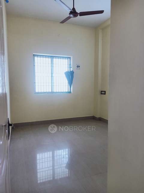 2 BHK Flat For Sale  In Sembakkam