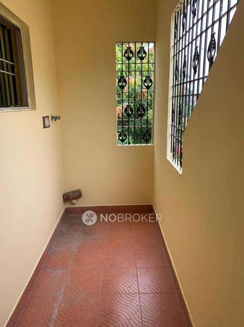 2 BHK Flat For Sale  In Sembakkam