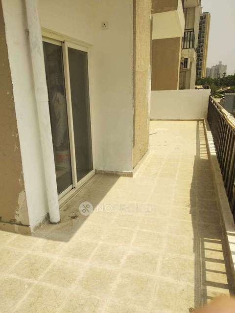 3 BHK Flat In Aims Golf Avenue 1, Sector 75 For Sale  In Sector 75