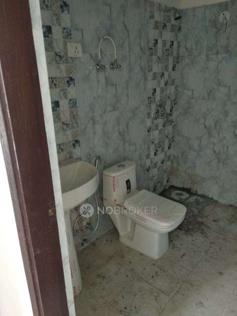 3 BHK Flat In Aims Golf Avenue 1, Sector 75 For Sale  In Sector 75