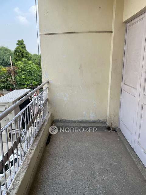 2 BHK Flat For Sale  In Old Rajender Nagar