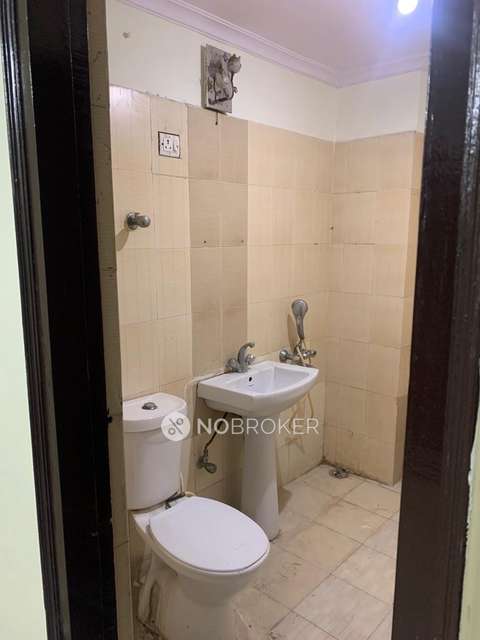 2 BHK Flat In Vxl Eastern Heights For Sale  In Indirapuram