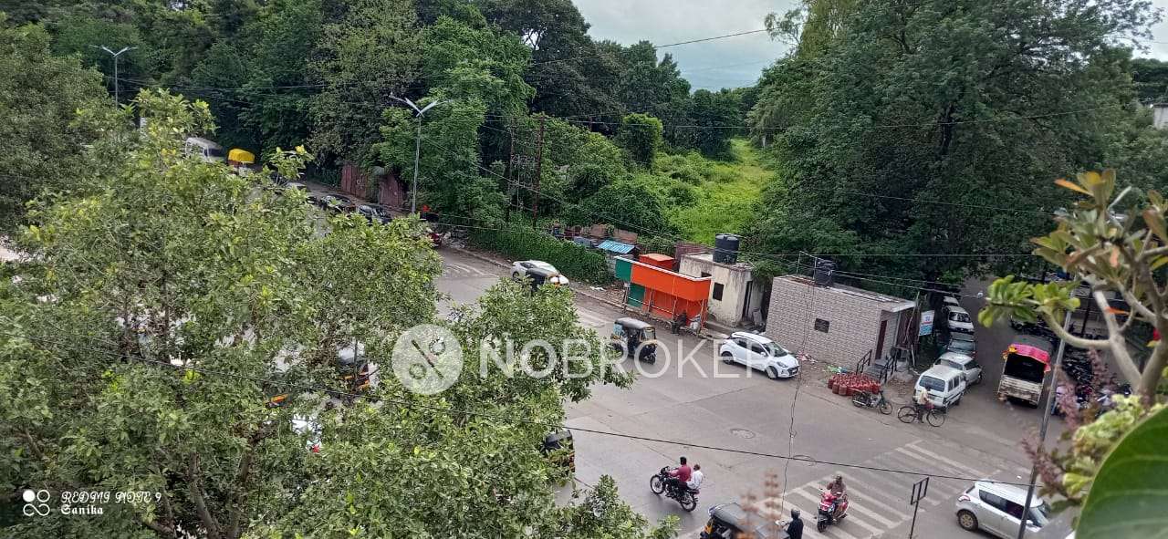 2 BHK Flat In Narhari Smruti Apartment For Sale  In  Anand Nagar