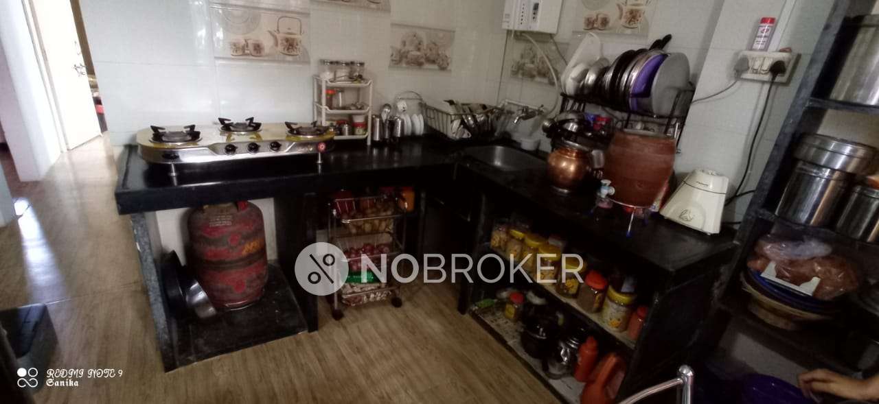 2 BHK Flat In Narhari Smruti Apartment For Sale  In  Anand Nagar