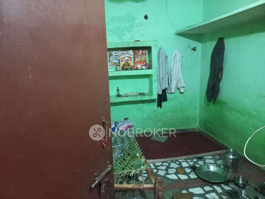 1 RK Flat for Rent  In Kotla Mubarakpur