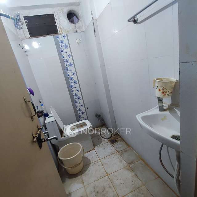 2 BHK Flat In Sk Karthik Heights For Sale  In Manikonda Jagir