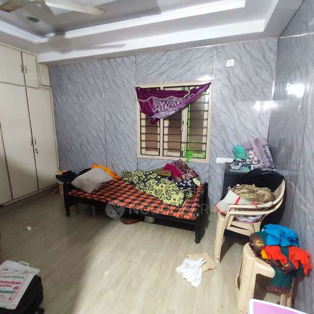 2 BHK Flat In Sk Karthik Heights For Sale  In Manikonda Jagir