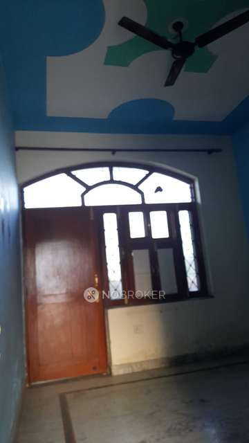1 BHK House for Rent  In Sector 9