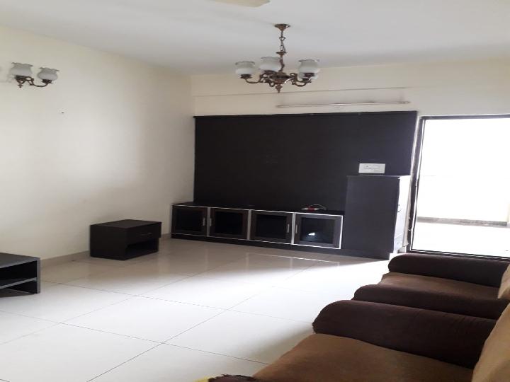 Nr Royal Manor Jakkur Without Brokerage Fully furnished 3 BHK Flat