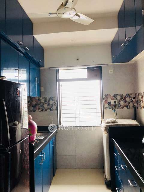 1 BHK Flat In Kalpavruksh Heights For Sale  In Kandivali West