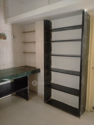 1 RK Flat for Rent  In New Sanghavi, 