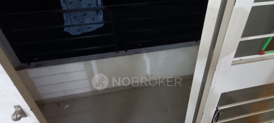 1 RK Flat In Swapnashilp Complex for Rent  In Dhayari