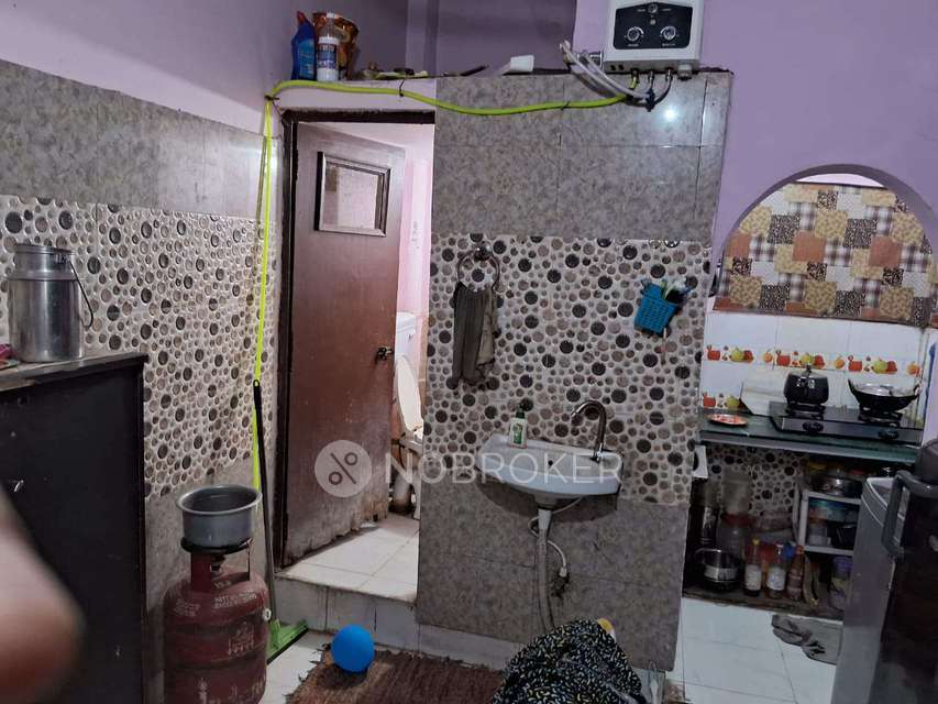 1 BHK Flat In Standalone Building  For Sale  In Lal Kuan