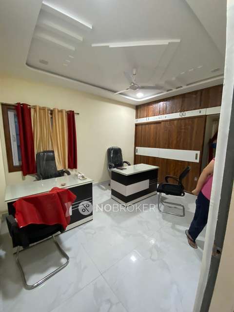 1 BHK Flat In Bandaru Eshwariah Nilayam for Rent  In Attapur, 