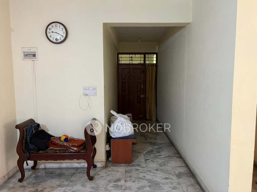 2 BHK Flat In Eshwar Krupa Apartment For Sale  In Kumara Park West, Sheshadripuram