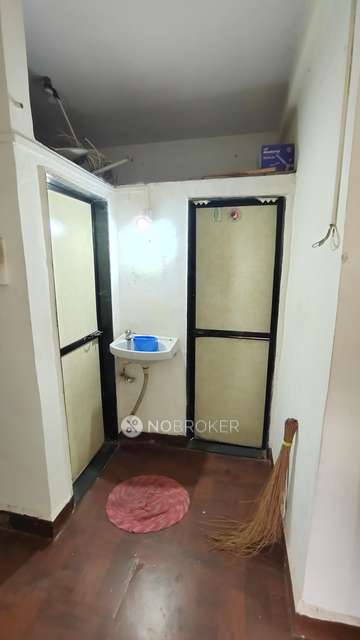 2 BHK Flat In Rajhans Chs For Sale  In Thane West