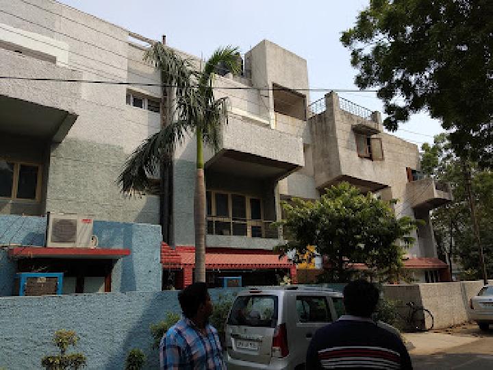 Arun VIHAR SECTOR 29 Ganga Apartments Without Brokerage Unfurnished 2