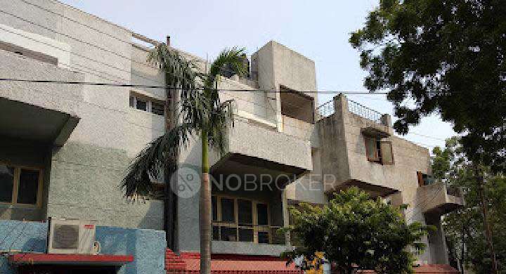 2 BHK Flat In Arun Vihar Sector 29 For Sale  In Ganga Apartments