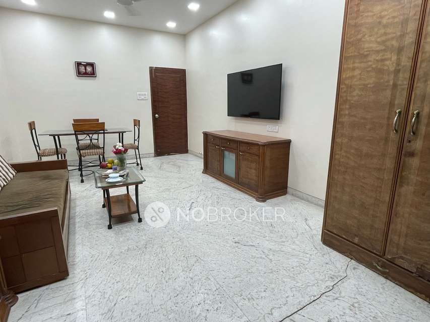 2 BHK Flat For Sale  In Malabar Hill