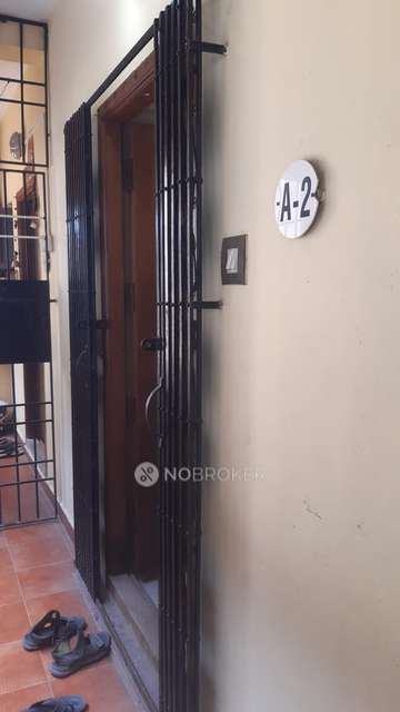 2 BHK Flat In Varuna Ganapathy Flats, Chromepet For Sale  In Ganapathipuram