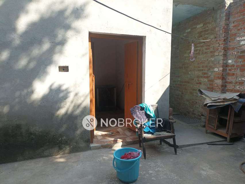 4+ BHK House For Sale  In Madhopura