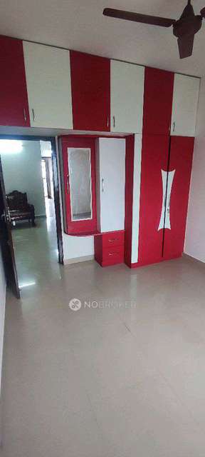 2 BHK Flat In Blessing Aishwaryam Flats For Sale  In Medavakkam