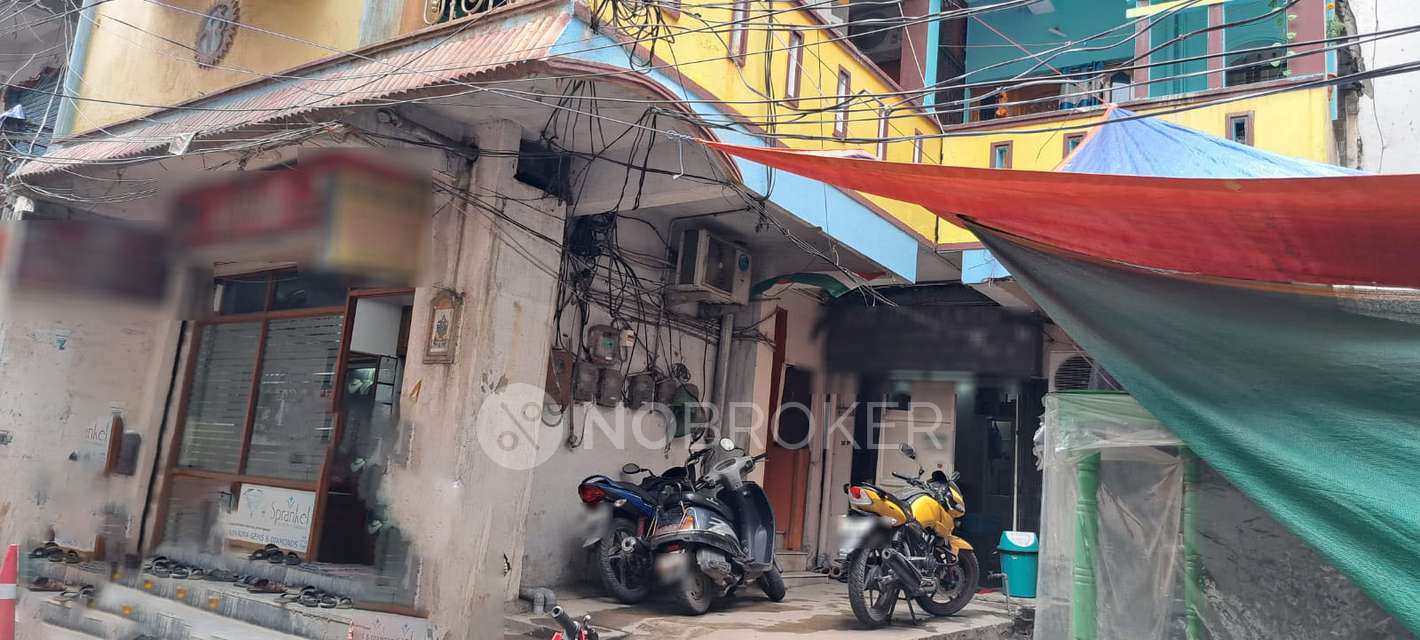 Godown/Warehouse in Kalasiguda, Hyderabad for Rent 