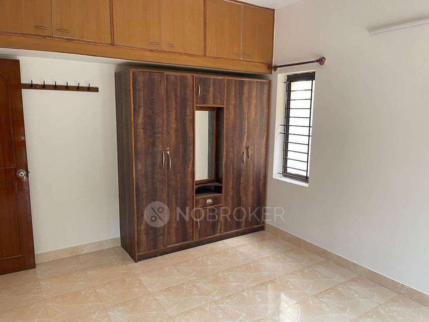 4+ BHK House For Sale  In Hmt Layout, Rt Nagar