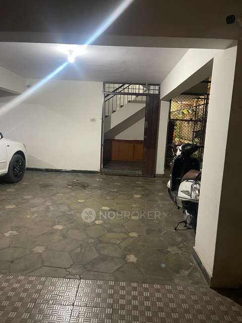 4+ BHK House For Sale  In Hmt Layout, Rt Nagar