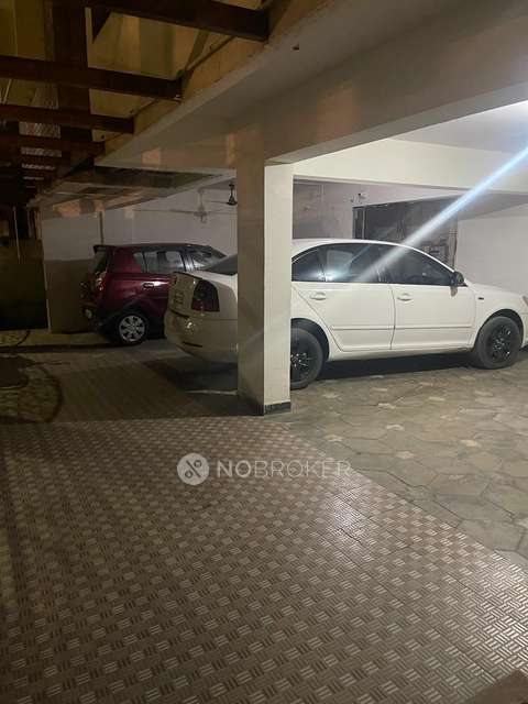 4+ BHK House For Sale  In Hmt Layout, Rt Nagar