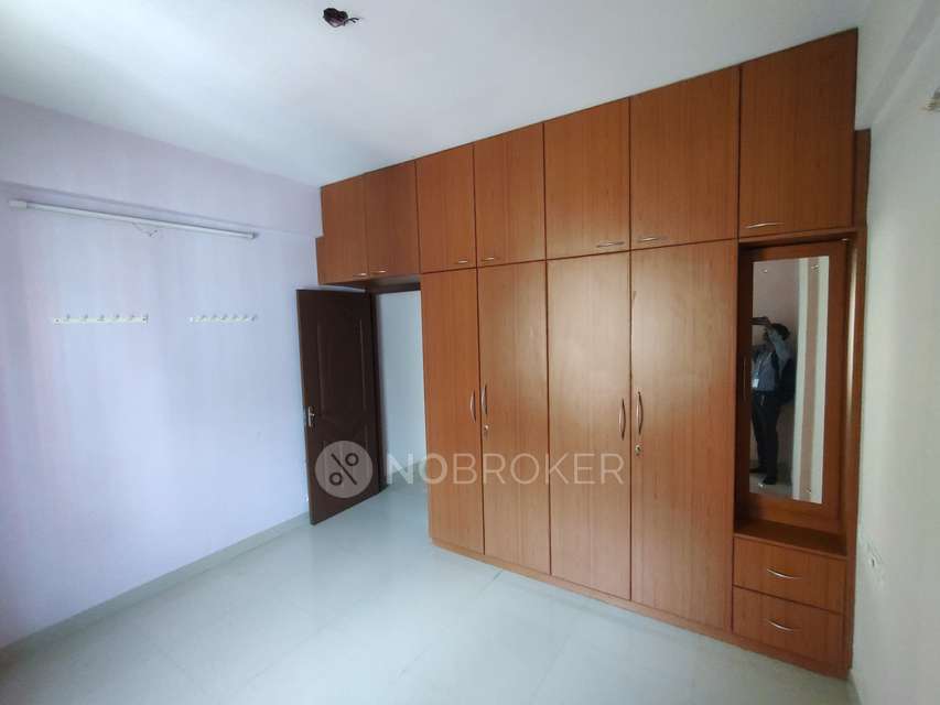 2 BHK Flat In Navasiri Apartments For Sale  In Panathur Kadubeesanahalli, 