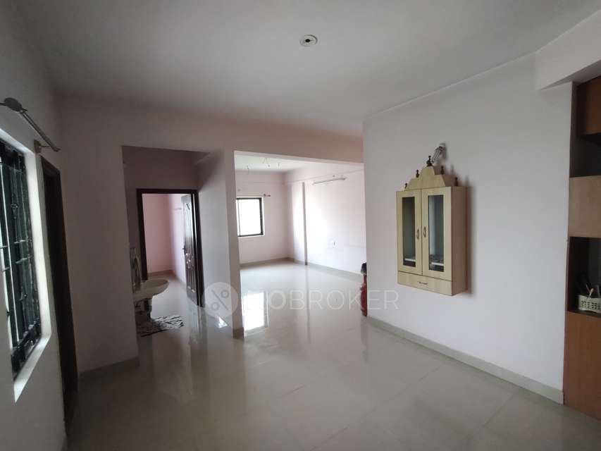 2 BHK Flat In Navasiri Apartments For Sale  In Panathur Kadubeesanahalli, 