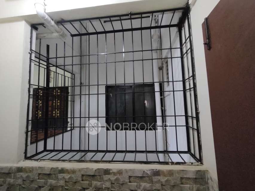 2 BHK Flat In Navasiri Apartments For Sale  In Panathur Kadubeesanahalli, 
